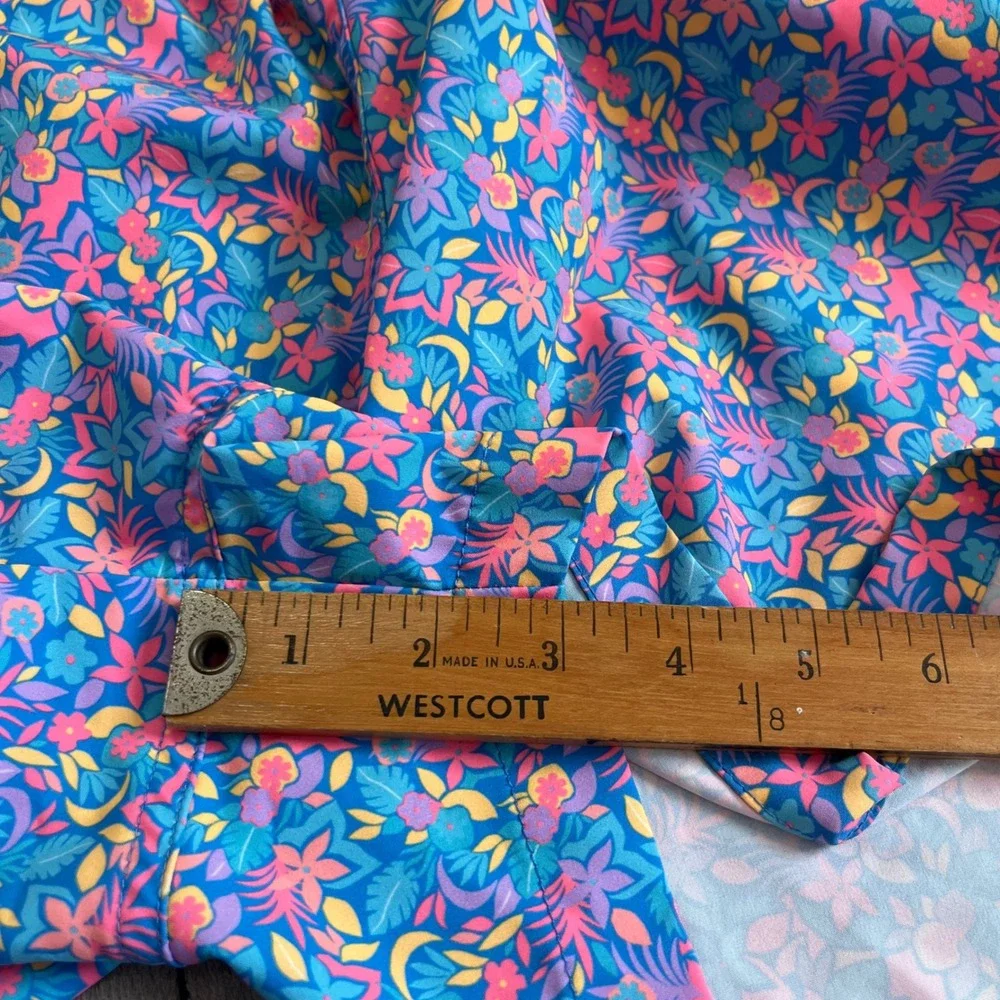 Chubbies Mens Floral Swim Trunks Blue Pink Tropical Print Shorts L Bin E-100